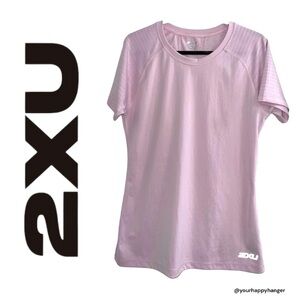 2XU Vent Mesh Lightweight Reflective active run crew Workout Shirt baby pink Med